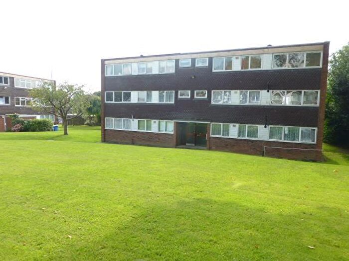 2 Bedroom Flat To Rent In Cedarhurst, Harborne, Birmingham, B32