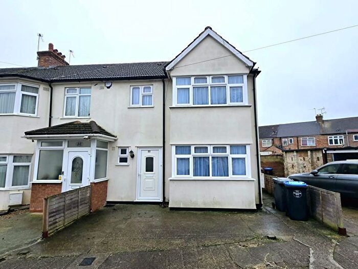 3 Bedroom Semi-Detached House To Rent In Central Road, Sudbury, Wembley, HA0