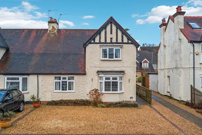 3 Bedroom Semi-Detached House For Sale In Baring Road, Beaconsfield, HP9