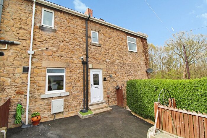 3 Bedroom Semi Detached House For Sale In Hedgefield Cottages, Blaydon-On-Tyne, NE21