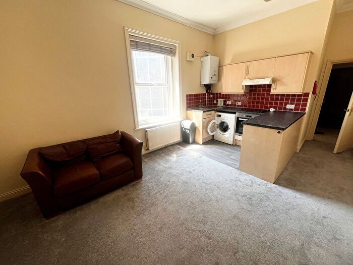 1 Bedroom Flat To Rent In Lansdowne Road, Bournemouth, BH1