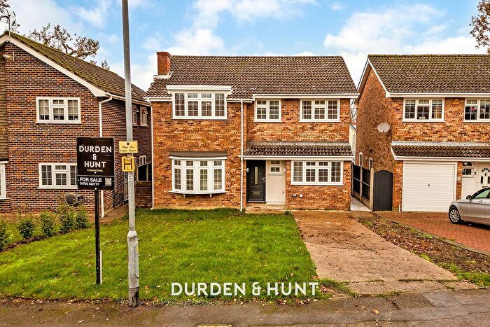 4 Bedroom Detached House For Sale In The Dell, Great Warley, CM13