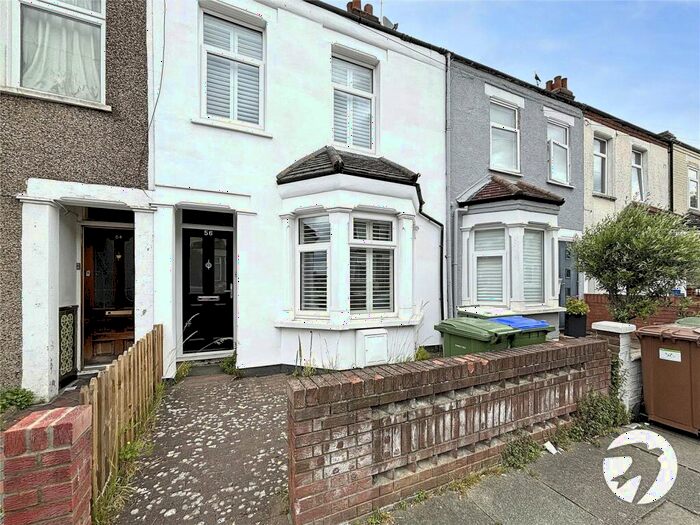 2 Bedroom Terraced House To Rent In Hengist Road, Erith, DA8