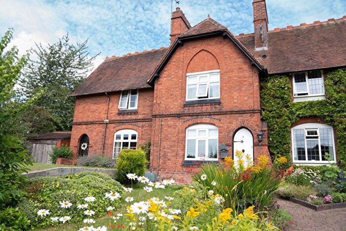 2 Bedroom Cottage For Sale In Bells End Road, Walton-On-Trent, Swadlincote, Derbyshire, DE12