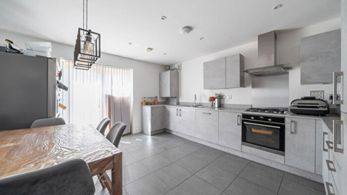 5 Bedroom Terraced House For Sale In Blackthorn Avenue, Chigwell, IG7