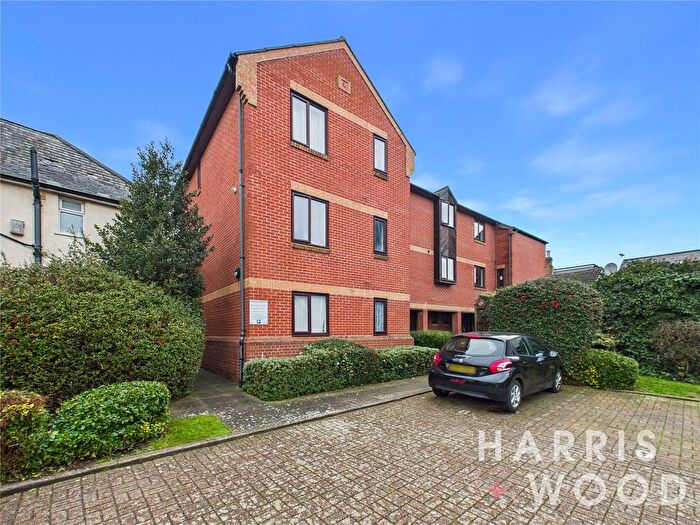 2 Bedroom Flat To Rent In Winnock Road, Colchester, Essex, CO1