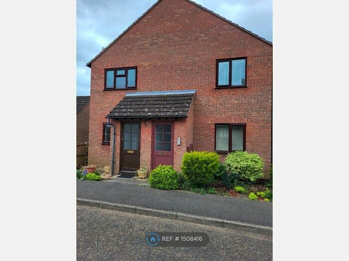 2 Bedroom Flat To Rent In Chilton Lodge Road, Sudbury Suffolk, CO10