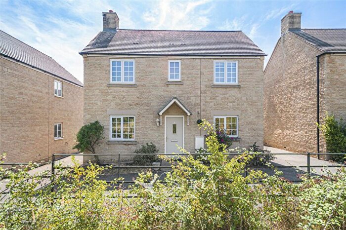 3 Bedroom Detached House For Sale In Sycamore Close, Kings Cliffe, Northamptonshire, PE8
