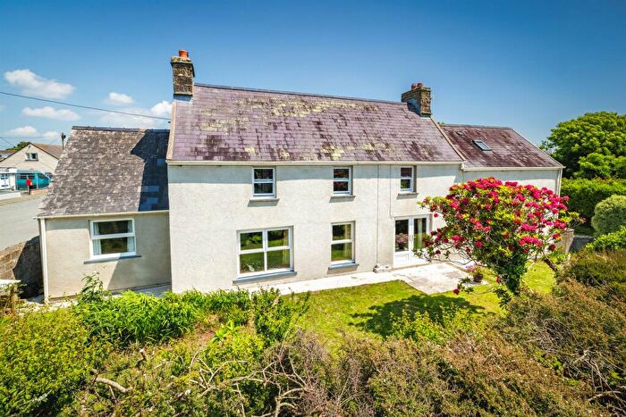 5 Bedroom Detached House For Sale In Roch, Haverfordwest, SA62