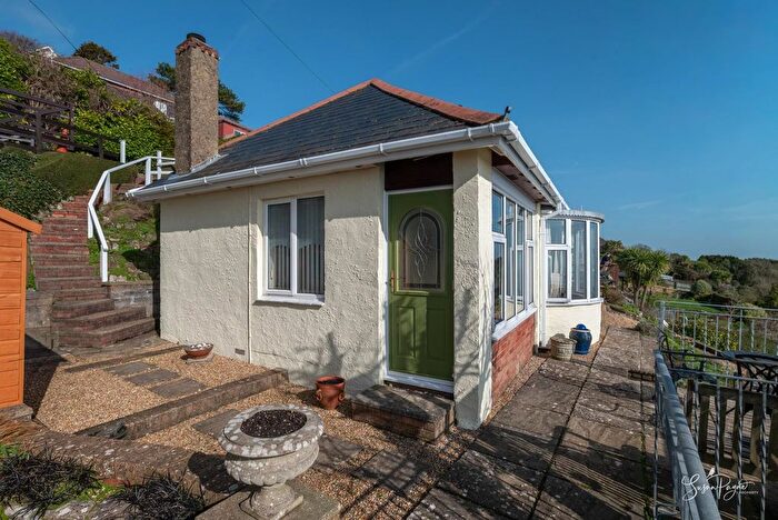 2 Bedroom Detached Bungalow For Sale In St. Albans Gardens, Ventnor, PO38