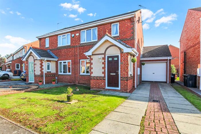 3 Bedroom Semi Detached House For Sale In Greensfield Close, Faverdale, Darlington, DL3