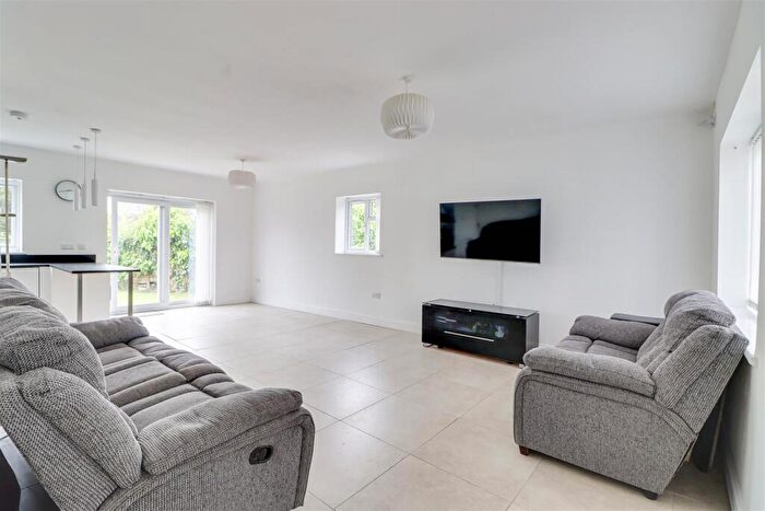 2 Bedroom Semi-Detached Bungalow For Sale In Falcon Close, Leigh-on-Sea, SS9