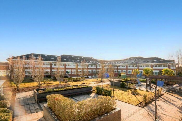 2 Bedroom Apartment To Rent In Unity Place, Chineham, RG24