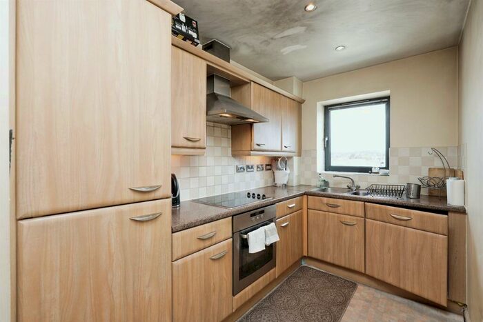 2 Bedroom Flat To Rent In Grant Road, Harrow, HA3