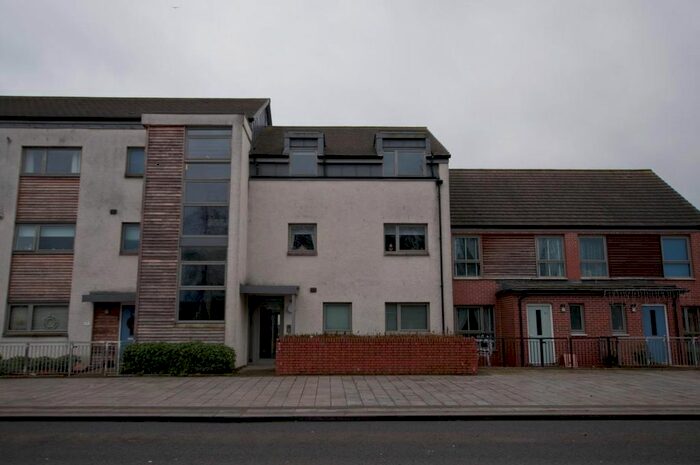 2 Bedroom Flat To Rent In Drip Road, Stirling, FK8