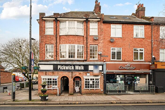 2 Bedroom Flat For Sale In Uxbridge Road, Pinner, Pinner, HA5