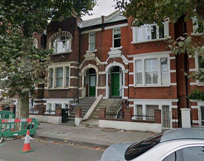 2 Bedroom Flat To Rent In Wandsworth Bridge Road, London, SW6