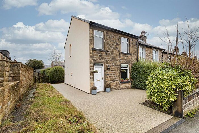3 Bedroom End Terrace House For Sale In Carr Street, Marsh, Huddersfield, HD3