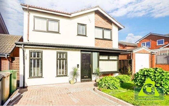 4 Bedroom Detached House For Sale In Landedmans, Westhoughton, BL5