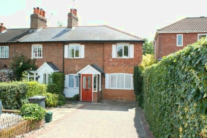 5 Bedroom Semi-Detached House To Rent In Langham Place, Egham, TW20