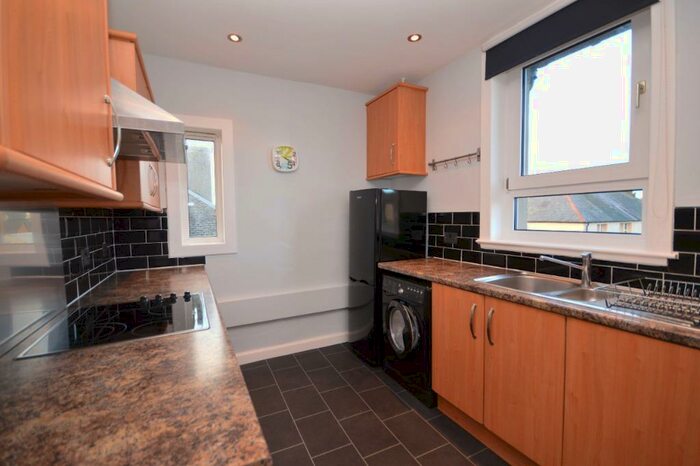 2 Bedroom Flat To Rent In Hozier Street, Carluke, South Lanarkshire, ML8