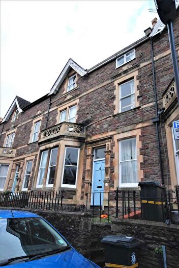 8 Bedroom Terraced House To Rent In Manor Park, BS6