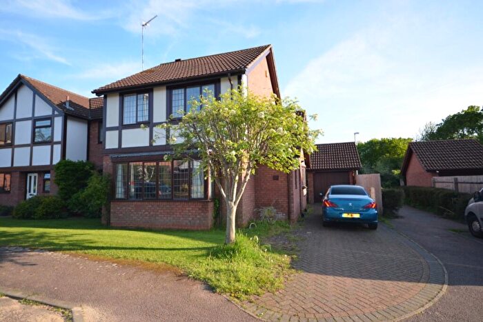 3 Bedroom Detached House To Rent In Stuart Close, Northampton, NN4