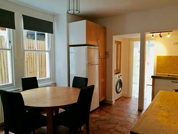 1 Bedroom Flat To Rent In Coverton Road, London, SW17
