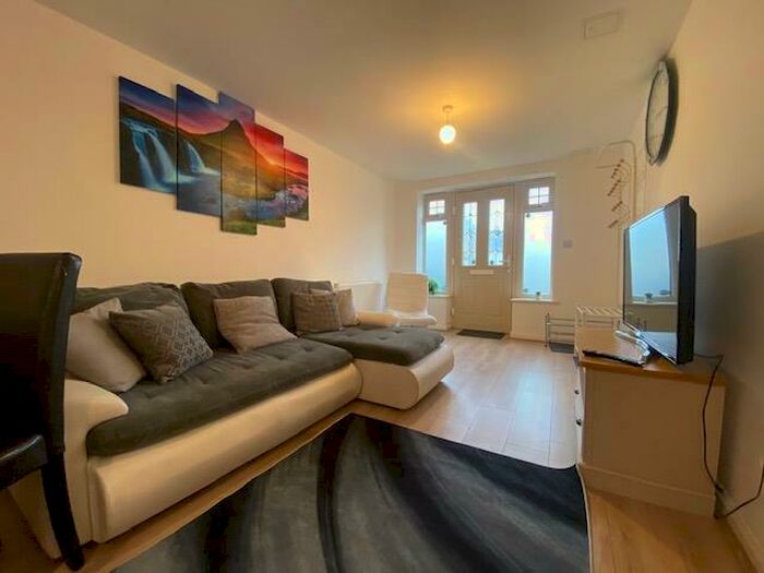 2 Bedroom Flat To Rent In B Silver Street, Peterborough, PE2