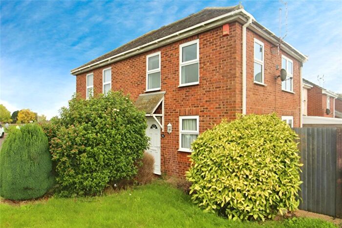 2 Bedroom End Of Terrace House To Rent In Wadham Place, Sittingbourne, Kent, ME10