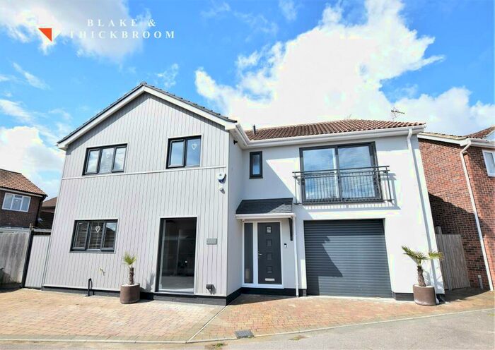 5 Bedroom Detached House For Sale In Ashtead Close, Clacton-on-Sea, CO16