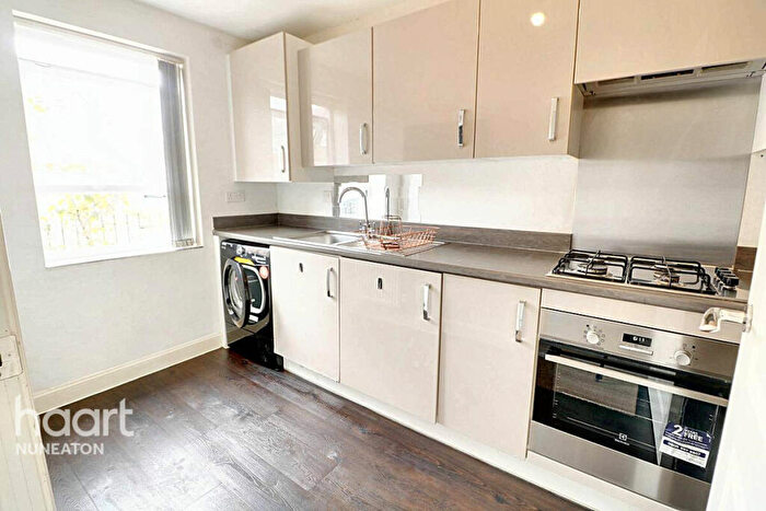 3 Bedroom Semi-Detached House For Sale In Queen Elizabeth Road, Nuneaton, CV10
