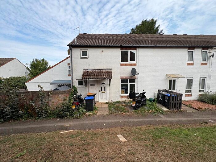 3 Bedroom House To Rent In Donellan Green, Northampton, NN3