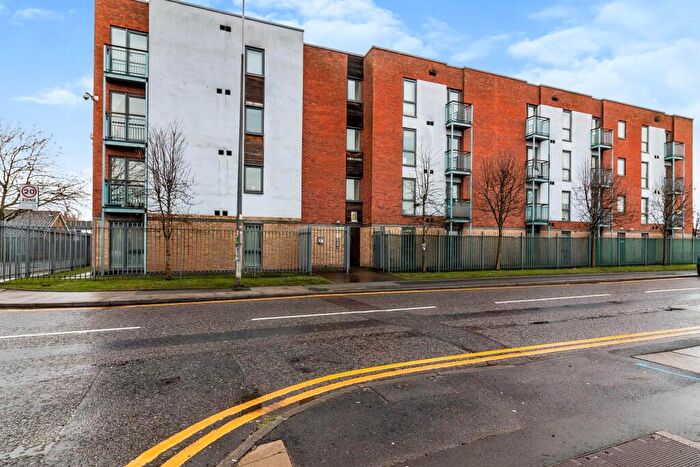 2 Bedroom Apartment To Rent In Ordsall Lane, Salford, M5
