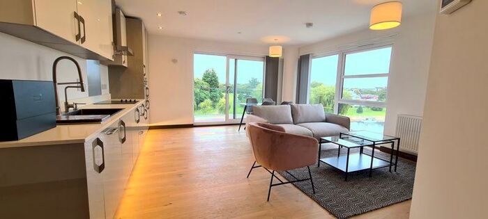 2 Bedroom Flat To Rent In Prime River View @ Fletton Quays, PE2