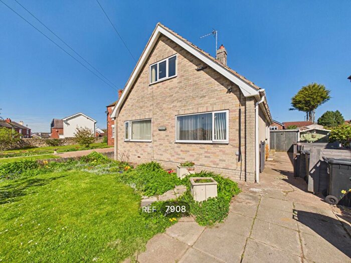 3 Bedroom Detached Bungalow To Rent In Cartref, Station Road, Doncaster, DN6