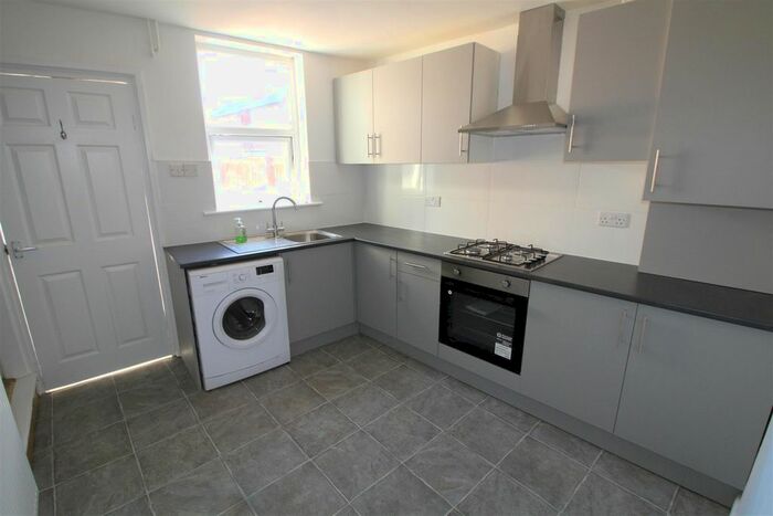 2 Bedroom Terraced House To Rent In Latham Street, NG6