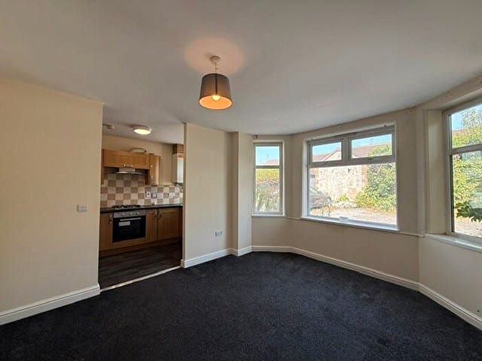 2 Bedroom Flat To Rent In Lower Fields, Burnley, BB12