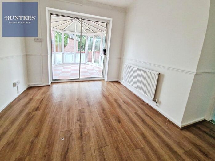 4 Bedroom Detached House For Sale In Vale Reach, Pencoed, Bridgend, CF35