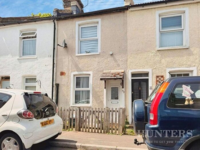 2 Bedroom Terraced House To Rent In Harold Road, Sutton, SM1