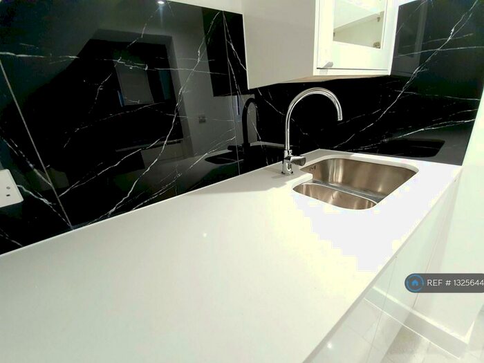 1 Bedroom Maisonette To Rent In Brookhill Road, London, SE18