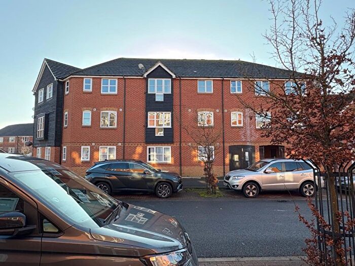 2 Bedroom Flat To Rent In Riverbank Way, Ashford, TN24