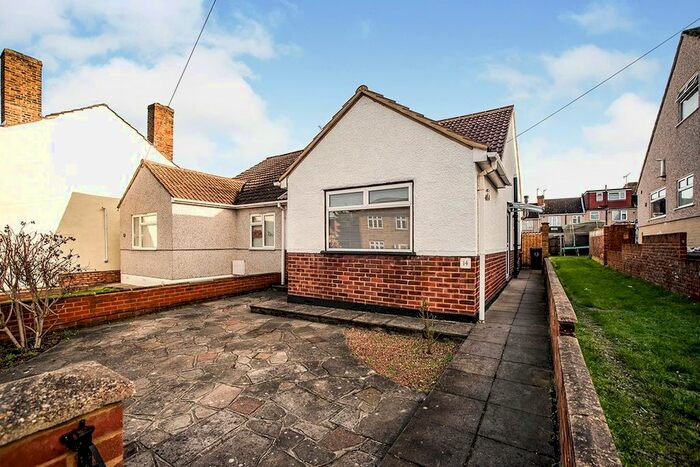 2 Bedroom Bungalow To Rent In Maiden Lane, Dartford, DA1