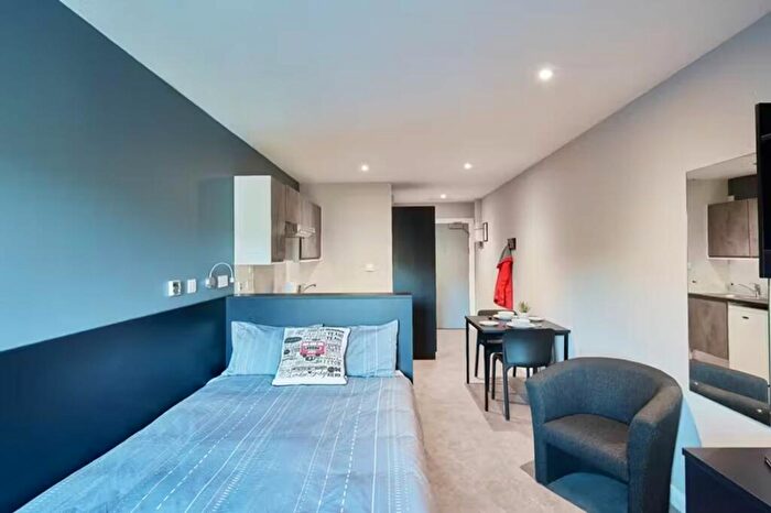 1 Bedroom Flat To Rent In Alumno Falmer, - Park Wall Cottages, Station Approach, Brighton, BN1