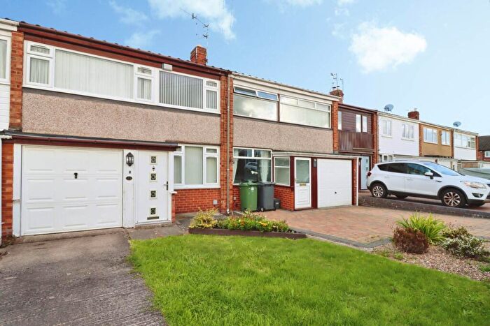 3 Bedroom Terraced House For Sale In Ludlow Grove, Bromborough, CH62