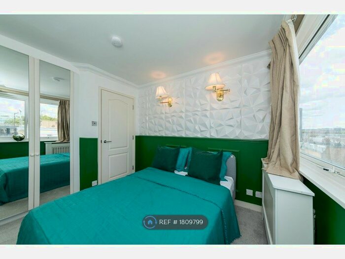 1 Bedroom Flat To Rent In Fitzroy Street, London, W1T