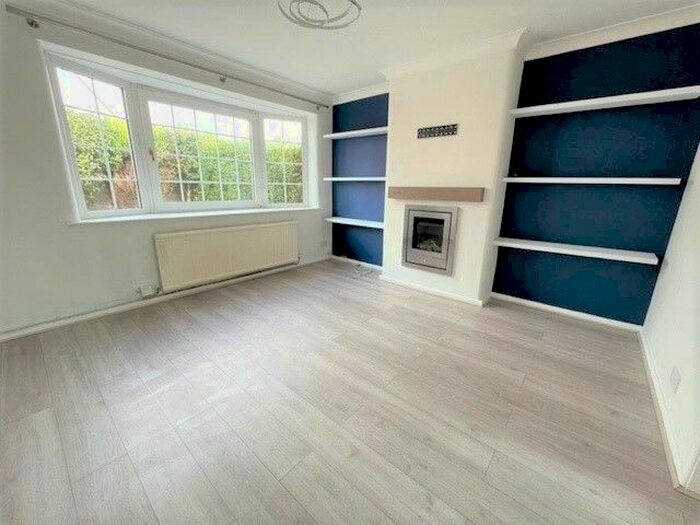 3 Bedroom Semi-Detached House To Rent In Ashwood Road, Fulwood, Preston, PR2