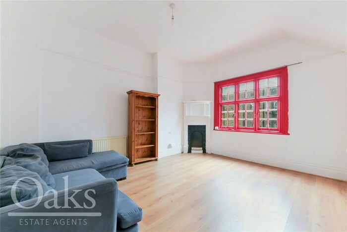 1 Bedroom Flat To Rent In Drewstead Road, London, SW16