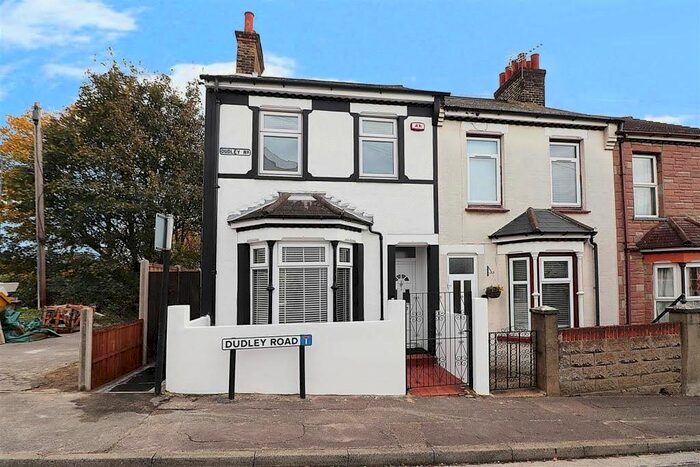 3 Bedroom Semi-detached House To Rent In Dudley Road, Gravesand, DA11