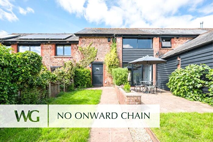 2 Bedroom Barn Conversion For Sale In Budleigh Salterton, Devon, EX9